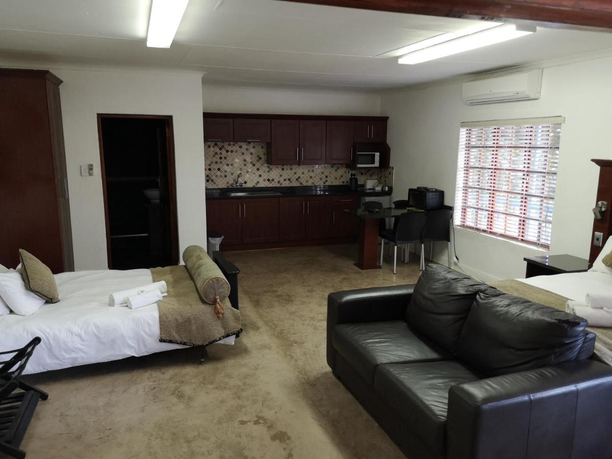 Lifestyle Corner Guesthouse Musina Exterior photo