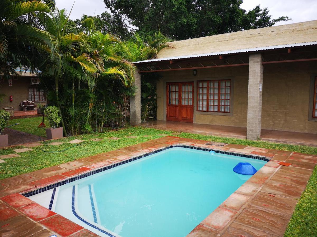 Lifestyle Corner Guesthouse Musina Exterior photo