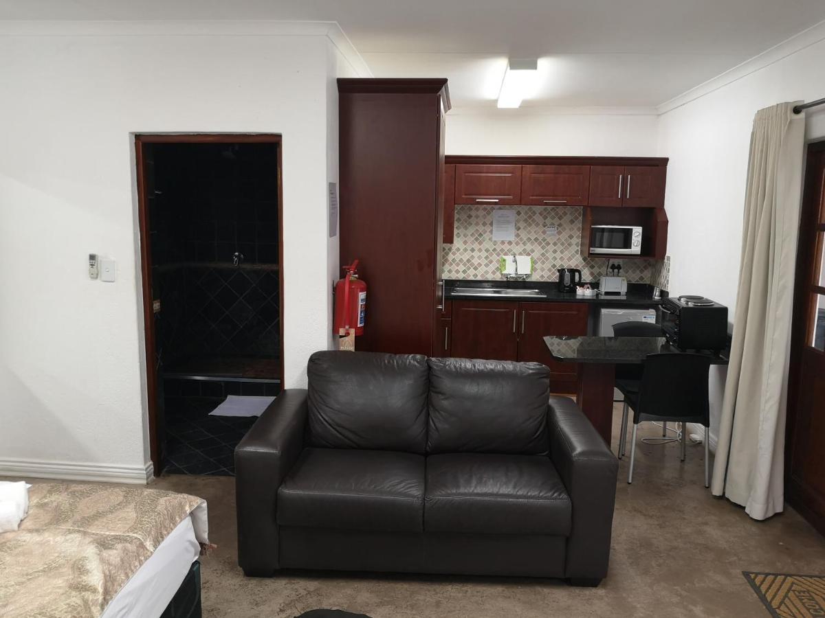 Lifestyle Corner Guesthouse Musina Exterior photo